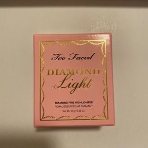 Too Faced Highlighter